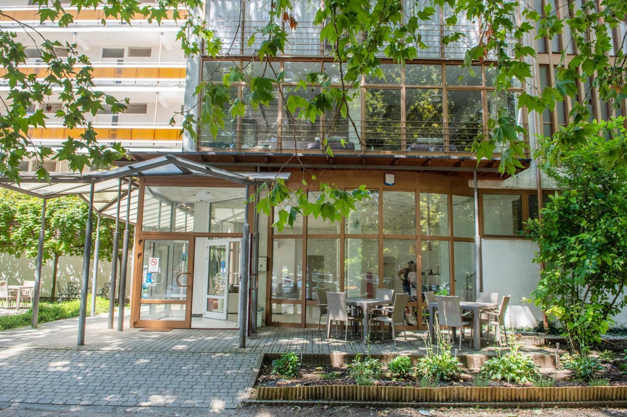 Ce Napfeny Hotel Siofok Ngoại thất bức ảnh